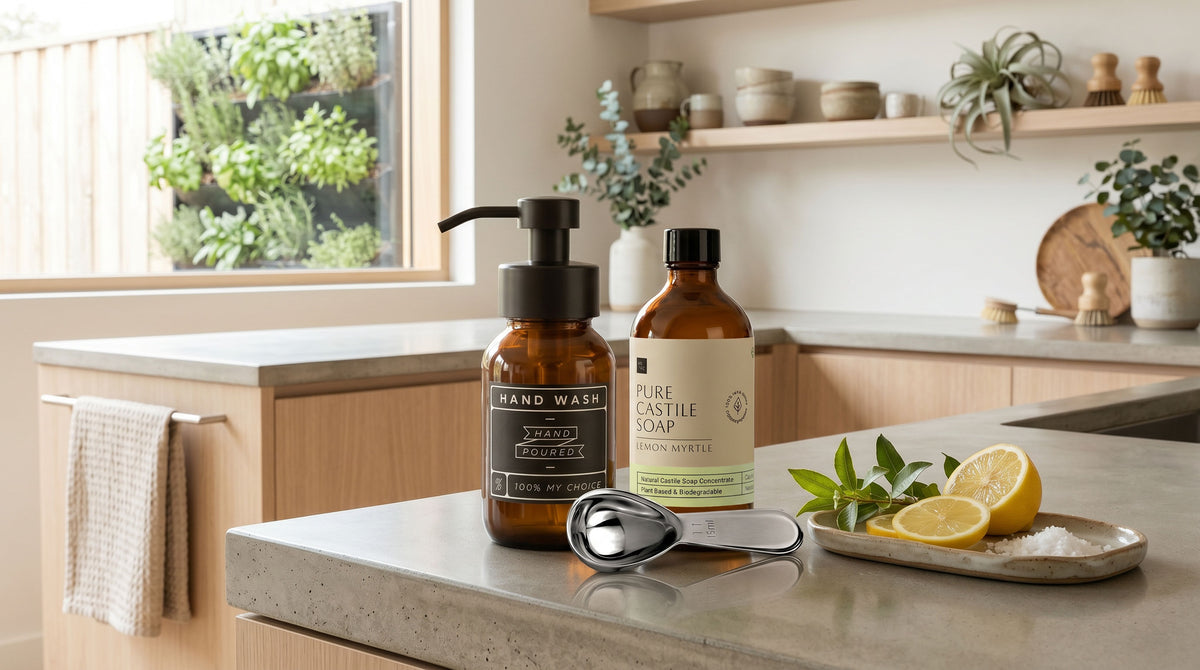 <p>DIY & Low-Tox<br/>Foaming Hand Soap</p>